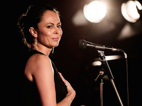 Жена Виталия Кличко гастролирует в Германии