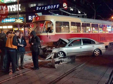 Полиция закрыла производство о ДТП с участием нардепа Барны