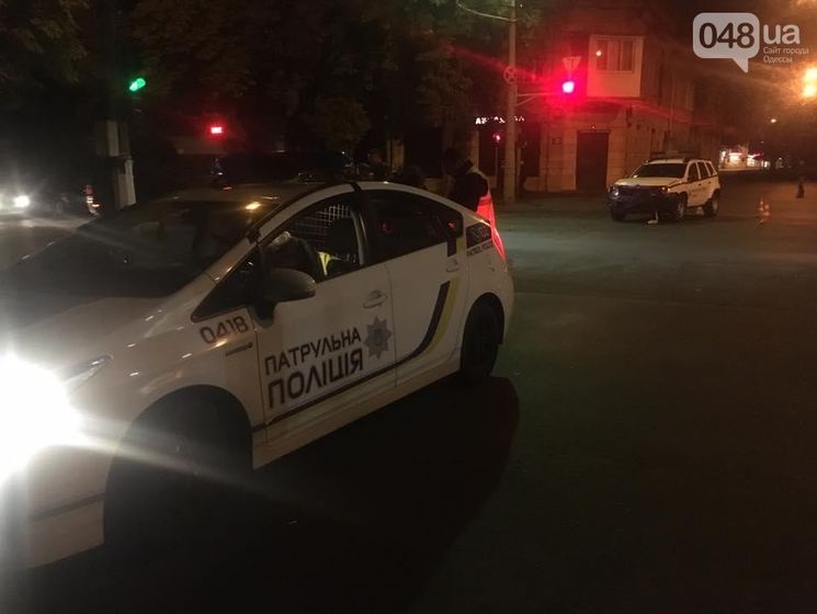 В Одессе бойцы Нацгвардии на служебном авто устроили ДТП