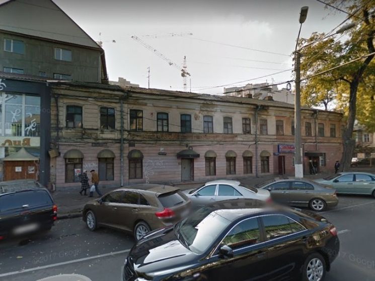 В центре Одессы обрушилось перекрытие жилого дома