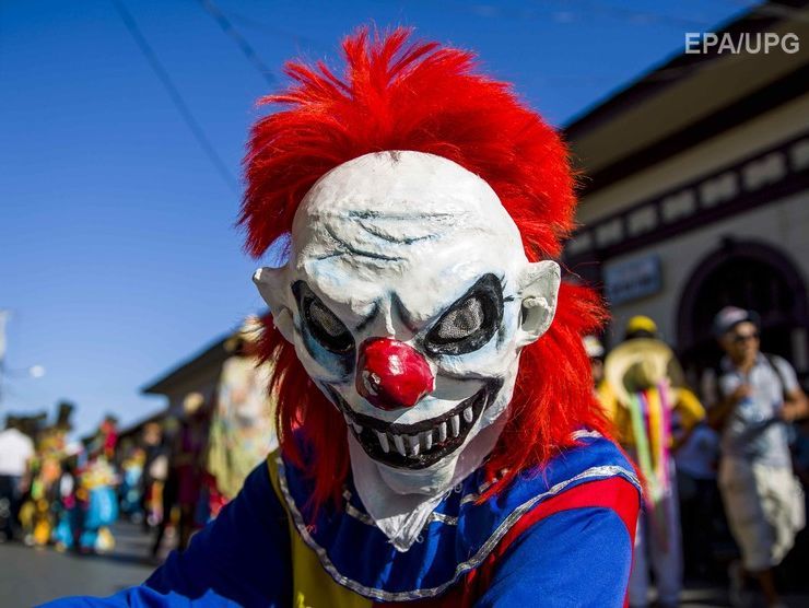 ﻿У США заарештували жінку, яка 27 років тому скоїла вбивство у костюмі клоуна