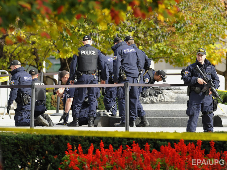﻿У Канаді п'ятьох осіб поранено під час інцидентів, які розслідують як теракти