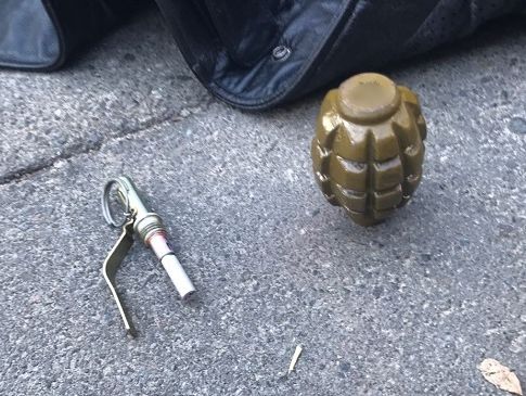 ﻿У Києві поліція затримала чоловіка із гранатою