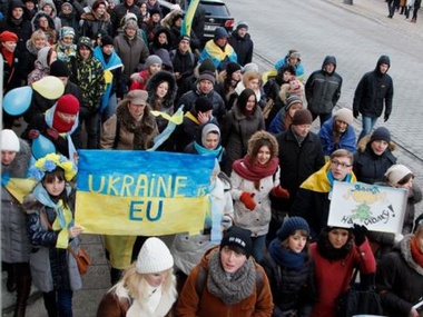 Варшавяне поддержали киевский Евромайдан тысячным маршем