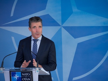 Расмуссен призвал страны НАТО больше вкладывать в армию