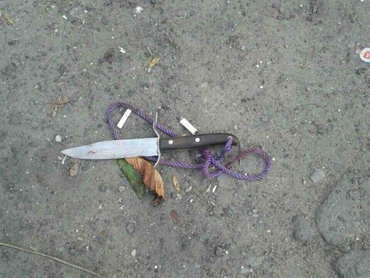В Одессе пьяный мужчина напал с ножом на посетителей магазина, ранив двух человек