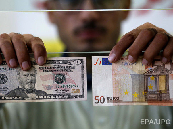 ﻿Курс євро до долара впав після референдуму в Каталонії