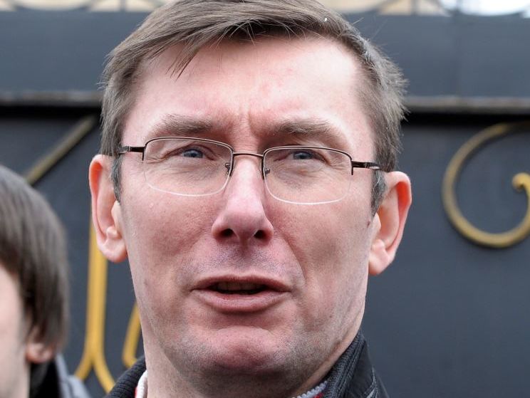 ﻿Луценко заявив, що на створення антикорупційного суду може піти до півтора року
