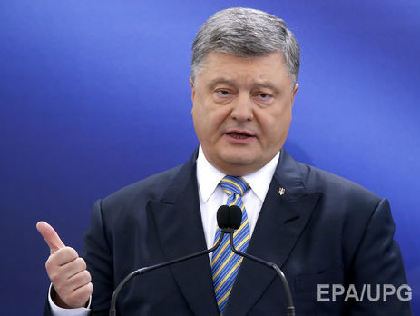 Порошенко заявил, что готов внести в Раду законопроект об антикоррупционном суде от своего имени 