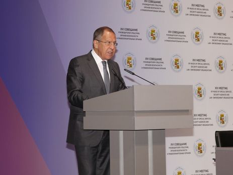 Лавров заявил, что международная коалиция в Сирии делит террористов на 