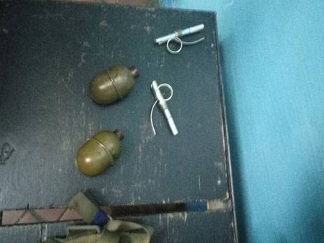 В киевском метро задержали пассажира с гранатами