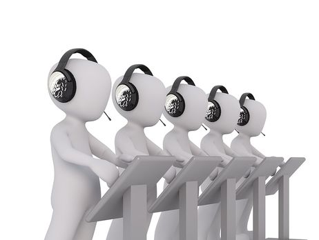 ﻿СБУ припинила діяльність двох російських колл-центрів, які могли передавати персональні дані українських клієнтів спецслужбам РФ