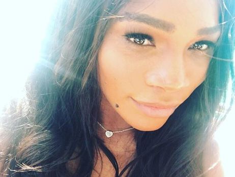 ﻿Серена Вільямс показала фігуру через місяць після пологів