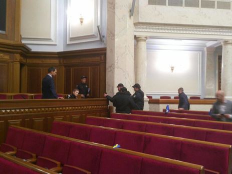 ﻿Поліція має намір відкрити провадження за фактом підпалу димової шашки в Раді