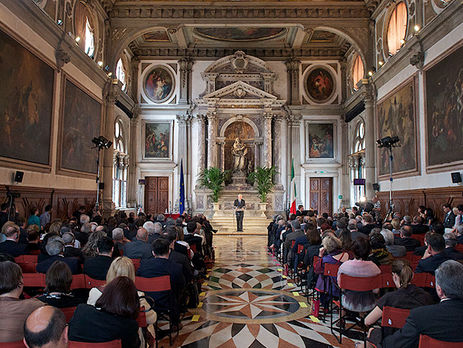 Венецианская комиссия поддержала создание антикоррупционного суда в Украине, но раскритиковала оба законопроекта