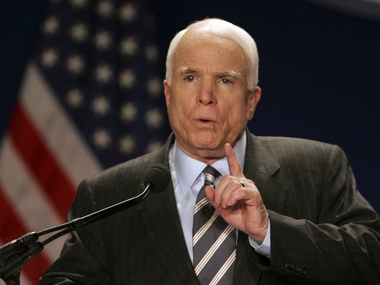 Маккейн: США предоставит Украине военную помощь на $100 млн