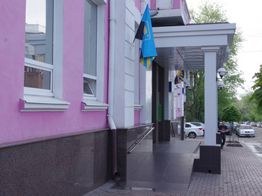 Донецкая милиция: Мы не вывешивали, а снимали флаг сепаратистов