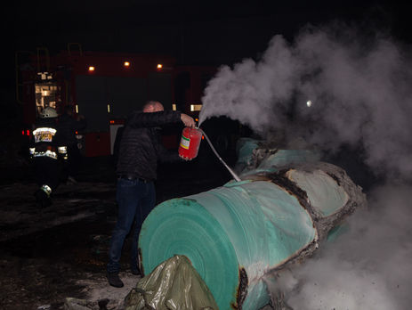 В Днепре произошел пожар на заводе по производству туалетной бумаги