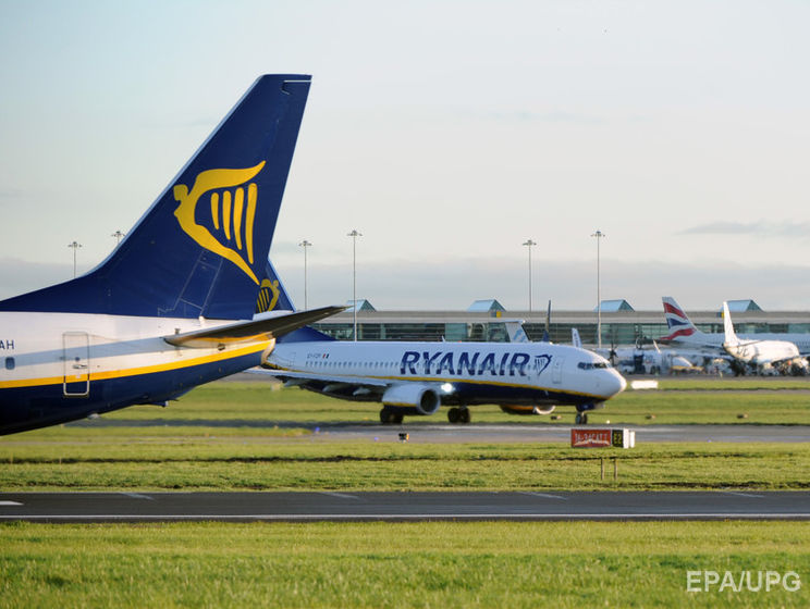 Через скандал із масовим скасуванням рейсів звільнено операційного директора Ryanair