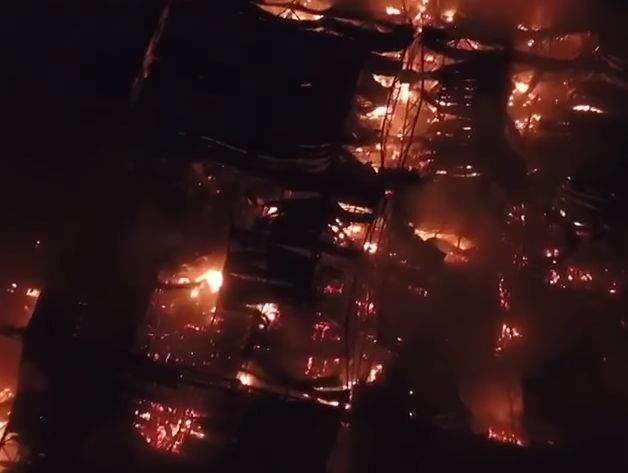 Пожар на рынке "Синдика" в Москве показали с квадрокоптера. Видео