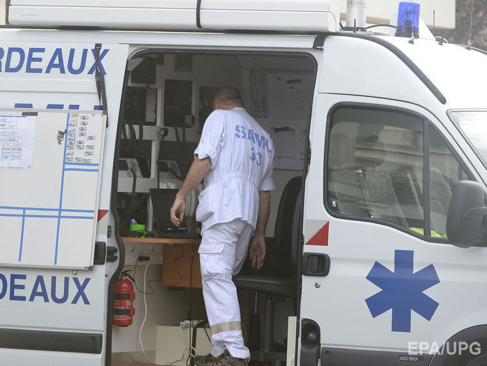 В результате крушения легкомоторного самолета во Франции погиб один человек