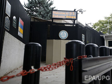 Турция выдала ордер на арест еще одного сотрудника Генконсульства США по подозрению в причастности к попытке переворота