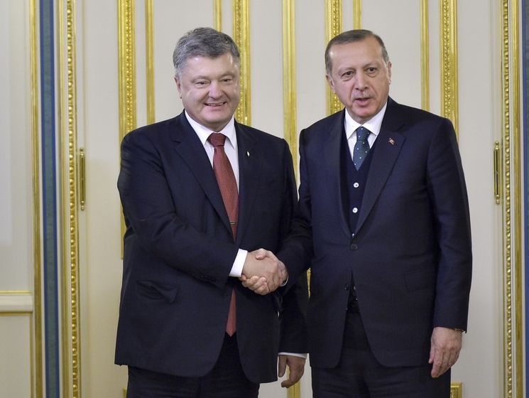 ﻿Порошенко запропонував Туреччині увійти до групи "друзів деокупації Криму"
