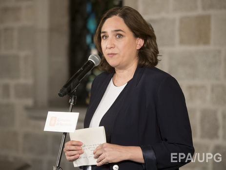 ﻿Мер Барселони закликала владу Каталонії відмовитися від ідеї оголошення незалежності