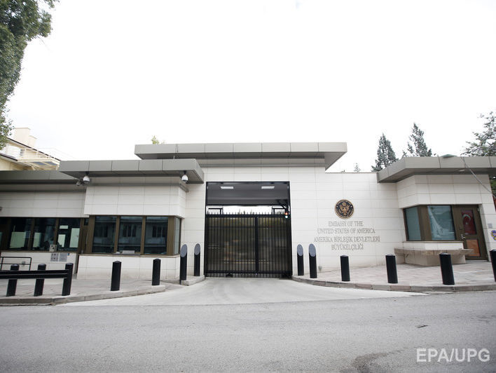 ﻿Посол США заявив, що видавання віз у Туреччині відновлять після врегулювання питання щодо захисту персоналу диппредставництва