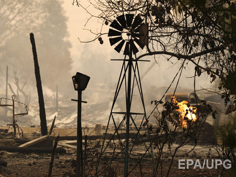 В Калифорнии в результате лесных пожаров пропавшими без вести считаются более 100 человек