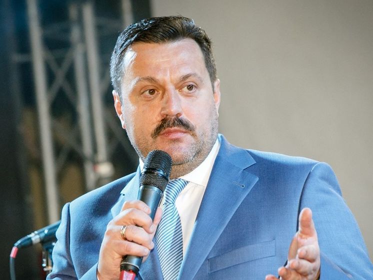 ﻿Нардеп Деркач подав до суду на Гройсмана, щоб той негайно вніс до Ради кандидатуру глави МОЗ