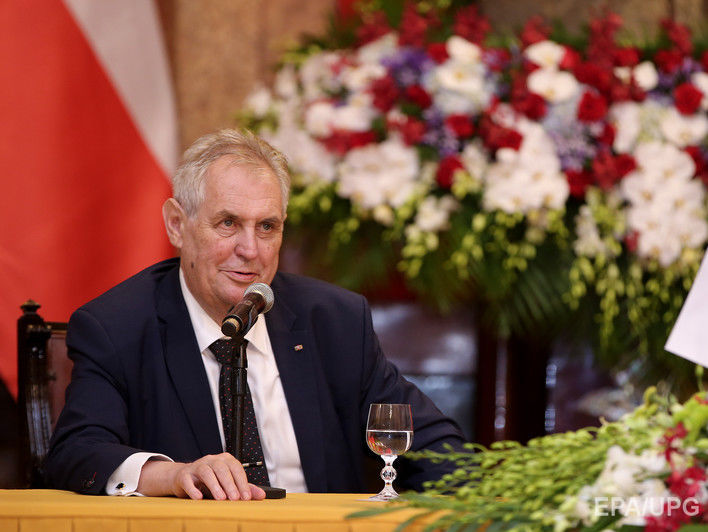 Президент Чехии предложил компенсировать Украине аннексию Крыма
