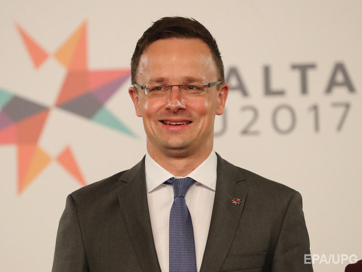Сийярто заявил, что Венгрия будет требовать санкций против Украины из-за закона об образовании