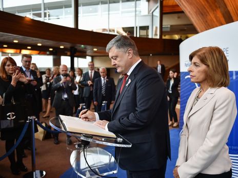 Президент выступил на сессии ПАСЕ (на фото с президентом Стеллой Кириакидес)