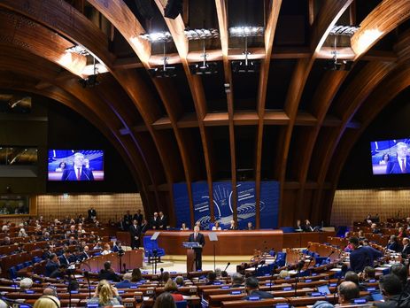 Порошенко: Национальные меньшинства в Украине не знают украинского языка, как они могут в ней выживать?