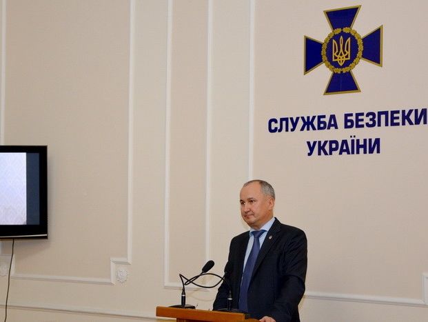 Грицак заявил, что в Антитеррористическом центре при СБУ нет специалистов, которые могли бы управлять операцией на Донбассе
