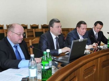 Луганский облсовет: Проводить выборы в нынешних условиях бессмысленно и безответственно