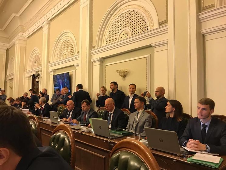 ﻿На погоджувальній раді Ради Ляшко назвав Тимошенко брехухою, а вона його – "бобіком" і "чихуахуа". Відео
