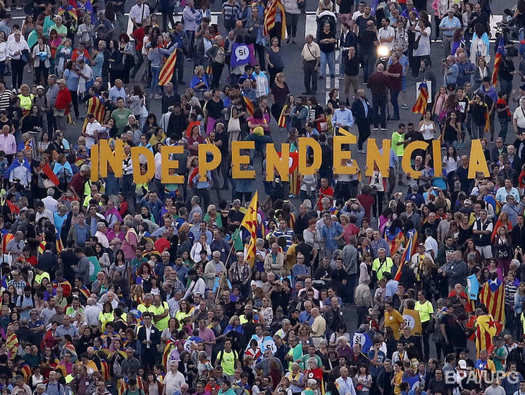 ﻿Конституційний суд Іспанії визнав недійсним закон про каталонський референдум