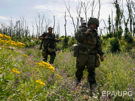 На Донбассе за сутки погибли двое украинских военных, четверо получили ранения – штаб АТО