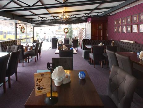 Во Львове в ресторане отравились 12 человек