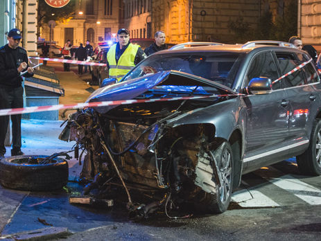 ﻿Кернес пообіцяв допомогу в організації похорону загиблих під час ДТП у Харкові