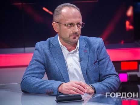 Безсмертный: Порошенко жутко работоспособный. Если я трудился с шести утра до восьми вечера, то он приходил в пять–шесть вечера и работал до утра