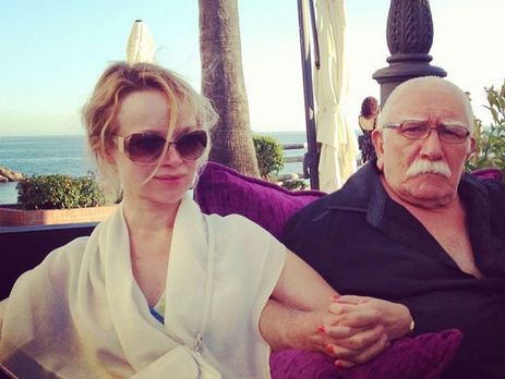 Жена Джигарханяна уволилась из его театра