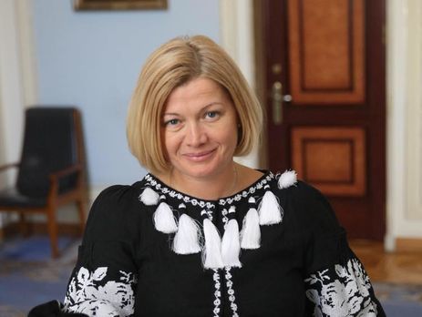 Ирина Геращенко считает, что депутаты должны заплатить за поврежденные в Верховной Раде микрофоны