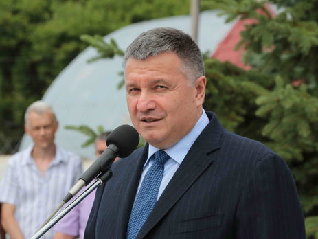 ﻿Аваков: Депутат-утікач від ПР Олійник повідомив, що профінансував наметове містечко перед Радою