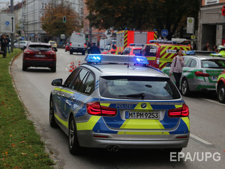 ﻿Чоловіка, що напав із ножем на перехожих у Мюнхені, доправили до психлікарні
