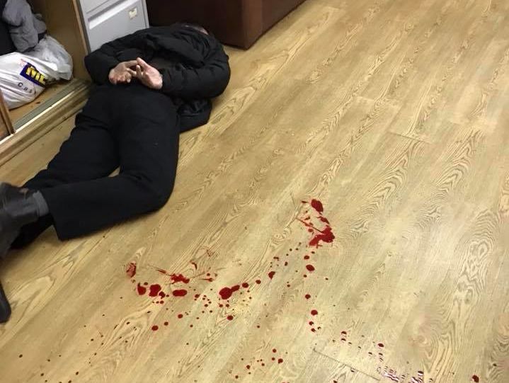 ﻿Слідчий комітет Росії порушив справу про замах на вбивство у зв'язку з нападом на ведучу "Эха Москвы" Фельгенгауер