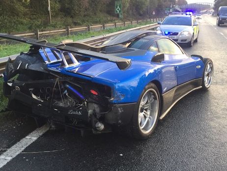 В Британии разбился эксклюзивный суперкар стоимостью £1,5 млн