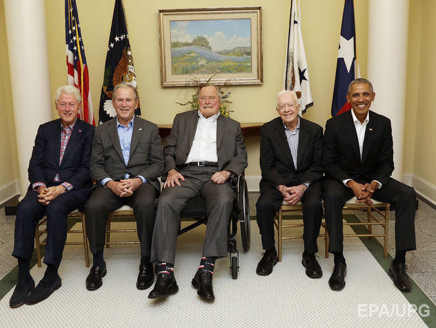 ﻿П'ятеро екс-президентів США зібрали $31 млн на допомогу постраждалим від ураганів. Відео